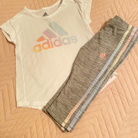 Adidas 2 piece - Picture 2 of 4